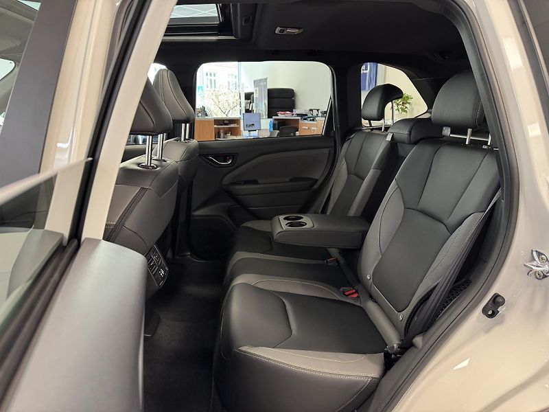 Subaru Forester Field Lineartronic - fotka 15 z 23