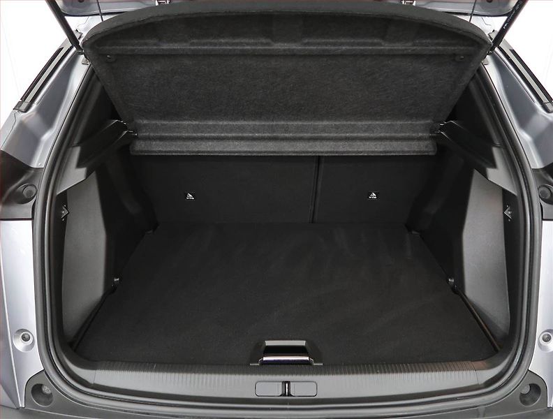 Peugeot 2008 (2022) Allure 1.2 PureTech, Automat - fotka 14 z 25