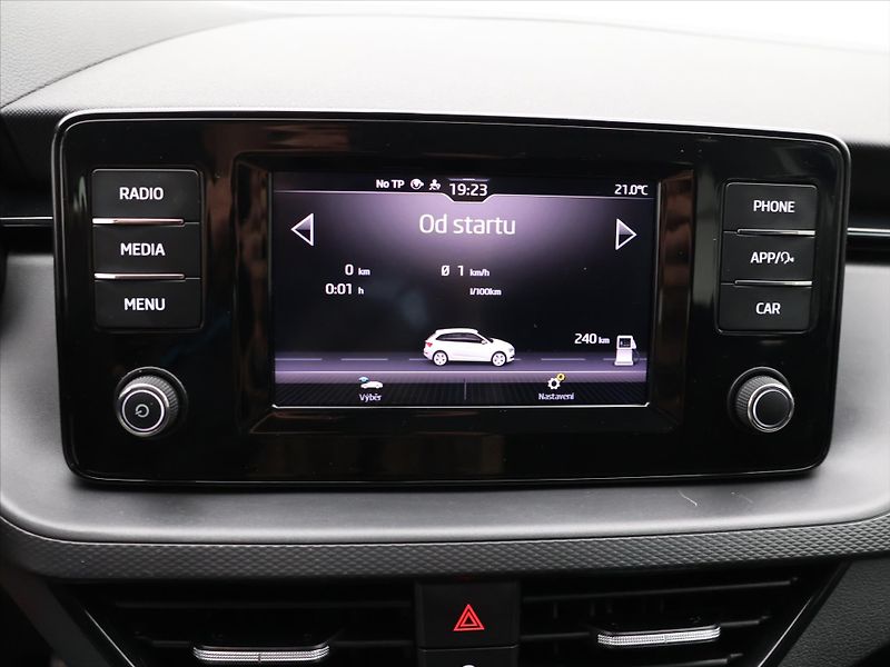 Škoda Scala 1.0 TSI 70kW Ambition CZ - fotka 20 z 31