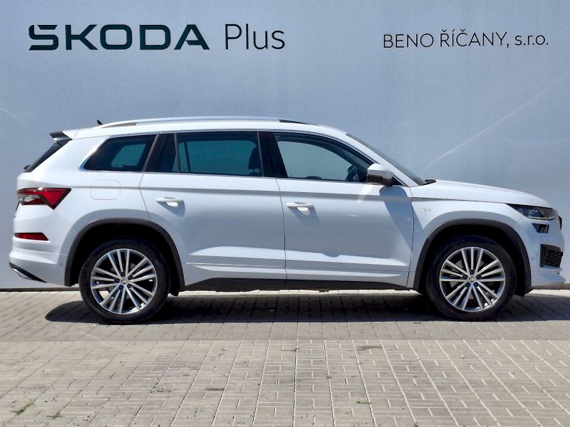 Škoda Kodiaq (2023) L&K DSG 4x4 2,0TDi 147kW - fotka 13 z 35
