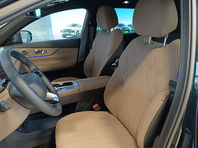 Chery Tiggo 8 (2026) UNIQUE 1.6 TGDI - fotka 9 z 14