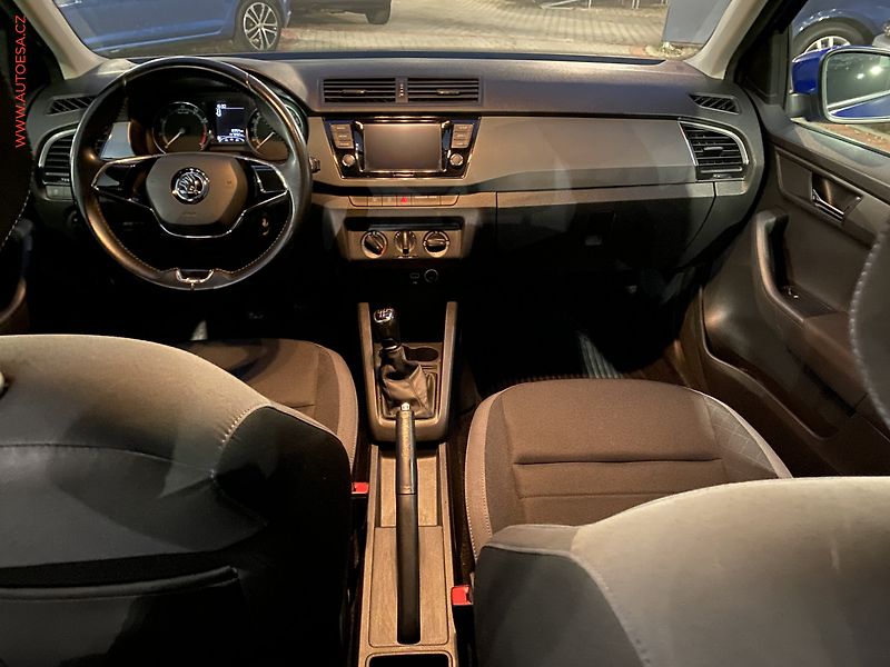 Škoda Fabia (2021) 1.0 TSi, 1.maj,ČR, Ambition - fotka 7 z 16