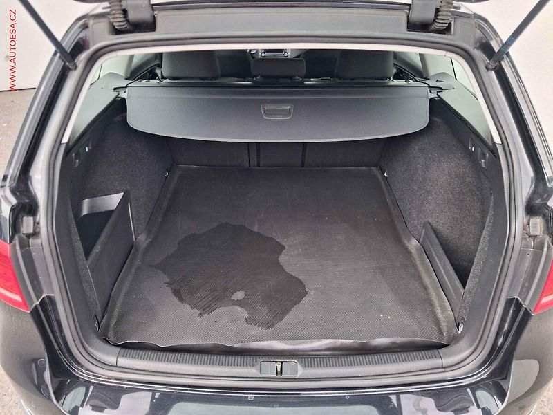 Volkswagen Passat (2014) 2.0 TDi, Comfortline, DSG - fotka 7 z 20