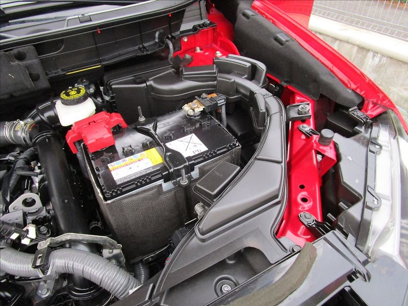 Nissan X-Trail 1.6dCi 96kW 4x4 Tekna, 1.maj. - fotka 77 z 78