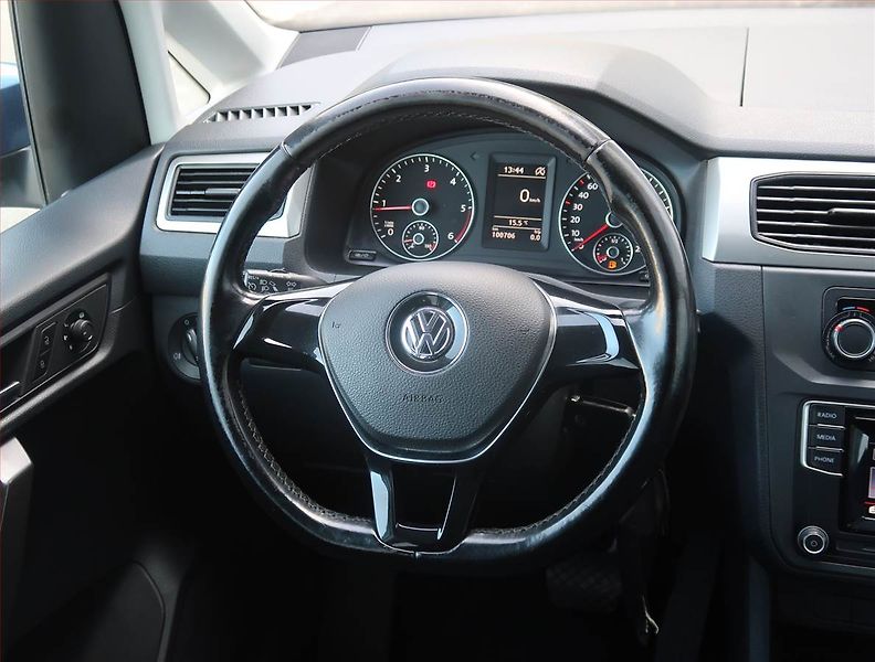 Volkswagen Caddy (2016) 2.0 TDI, 5Míst - fotka 18 z 24