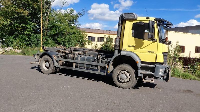 Mercedes-Benz Axor (2008) kontejner 4x4 - fotka 5 z 13