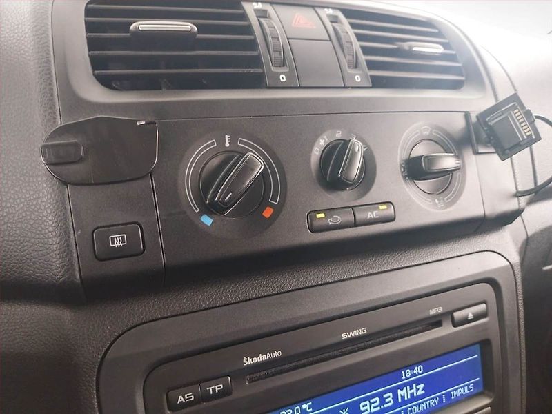Škoda Roomster (2012) Scout 1.2 TSI, Serv.kniha - fotka 13 z 18