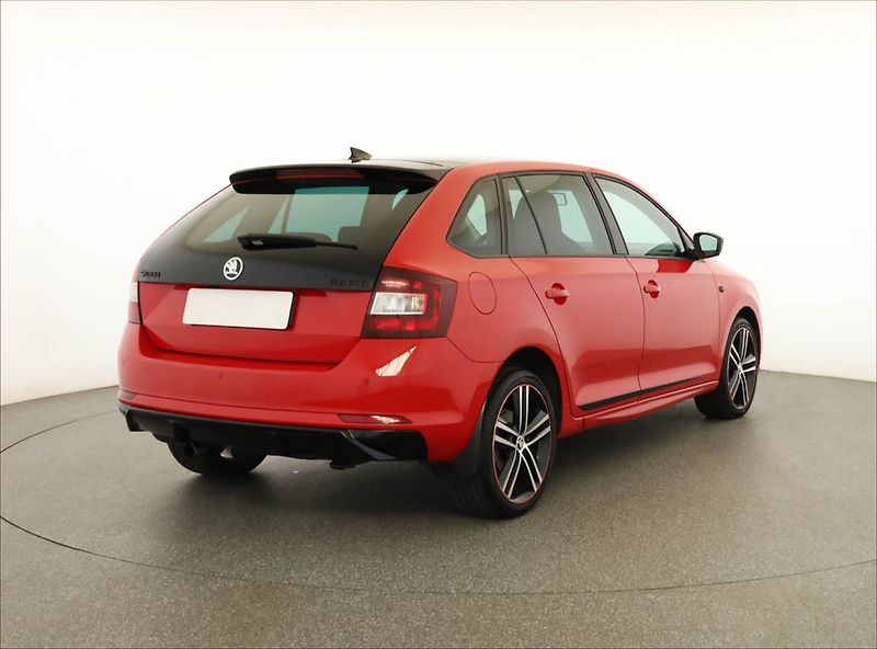Škoda Rapid (2014) Spaceback 1.2 TSI, Serv.kniha - fotka 5 z 17