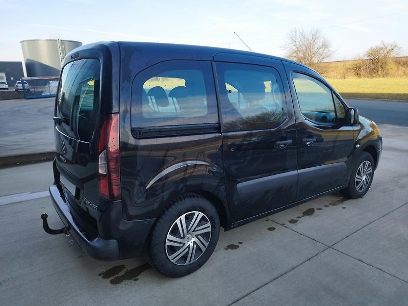Citroën Berlingo 1.6HDI,volat-608 081 843 - fotka 3 z 18