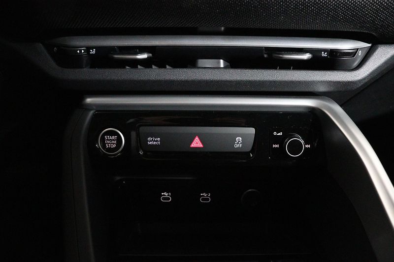 Audi Q5 Q5 TFSI 150KW QUATTRO - fotka 19 z 26