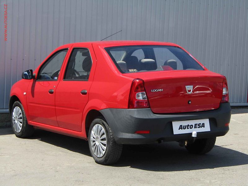 Dacia Logan (2011) 1.2i, 1.maj,ČR, TZ, servis - fotka 6 z 13