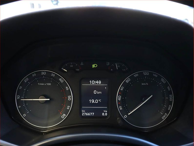 Škoda Octavia (2008) 1.9 TDI DPF, Serv.kniha - fotka 11 z 17