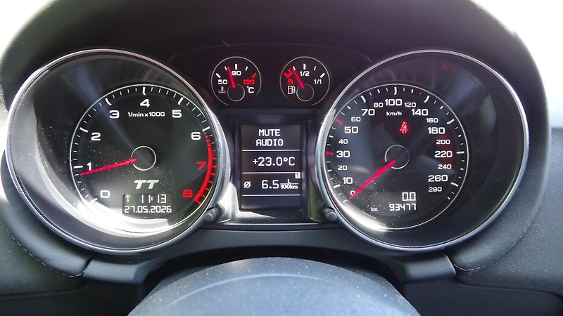 Audi TT 1.8 TFSI  Alcantara - fotka 10 z 23