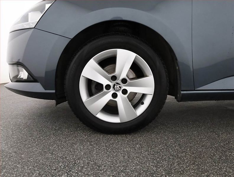 Škoda Fabia (2018) Ambition 1.0 TSI, Serv.kniha - fotka 16 z 16