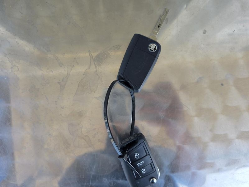 Škoda Fabia 1.0 TSI TZ - fotka 20 z 20