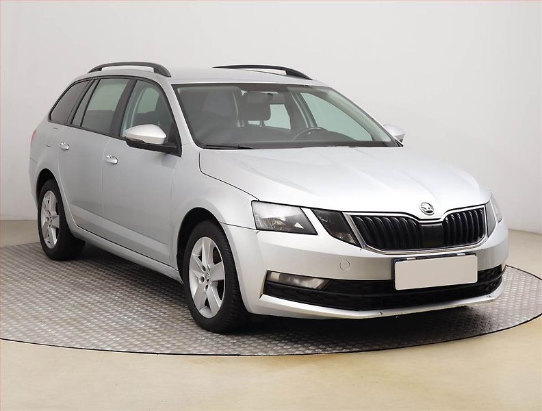 Škoda Octavia (2019) Ambition 2.0 TDI, Tempomat - fotografie inzerátu