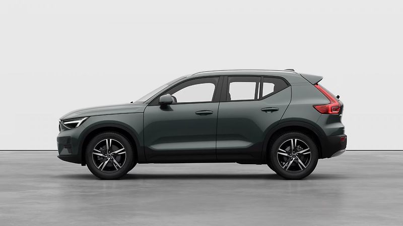 Volvo XC40 (2026) B3 2.0L 163 HP AT7 FWD CORE - fotka 2 z 6