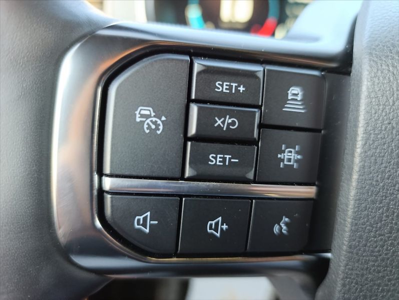 Ford F-150 3,5 Platinum Hybrid 360 kamera - fotka 32 z 43