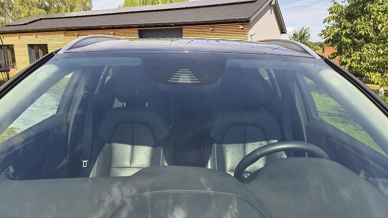 Volvo XC40 (2019) 140kW, AUT, 1. majitel, ČR - fotka 24 z 27