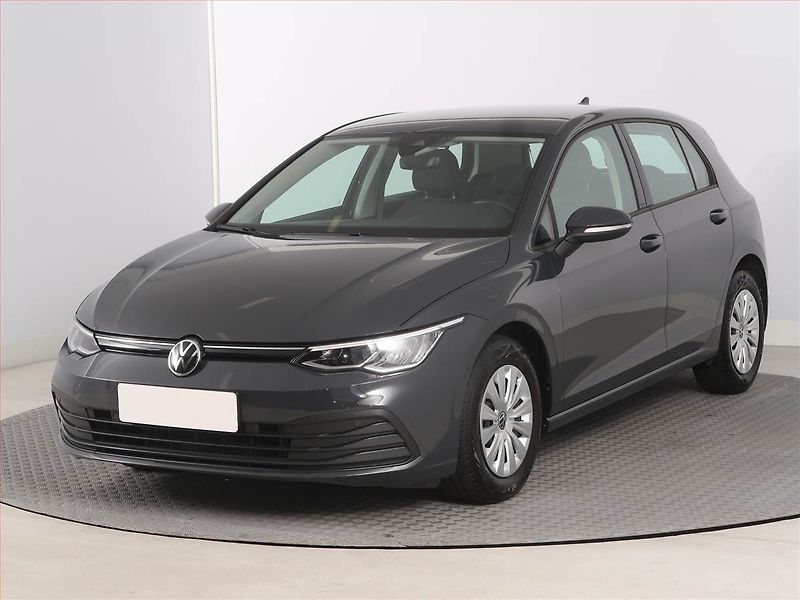 Volkswagen Golf (2020) Life 1.0 TSI, Serv.kniha - fotka 2 z 12