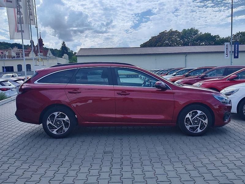 Hyundai i30 1.5 T-GDI/103kW Style - fotka 4 z 34