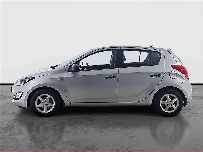 Hyundai i20 (2013) 1.2 - fotka 3 z 16