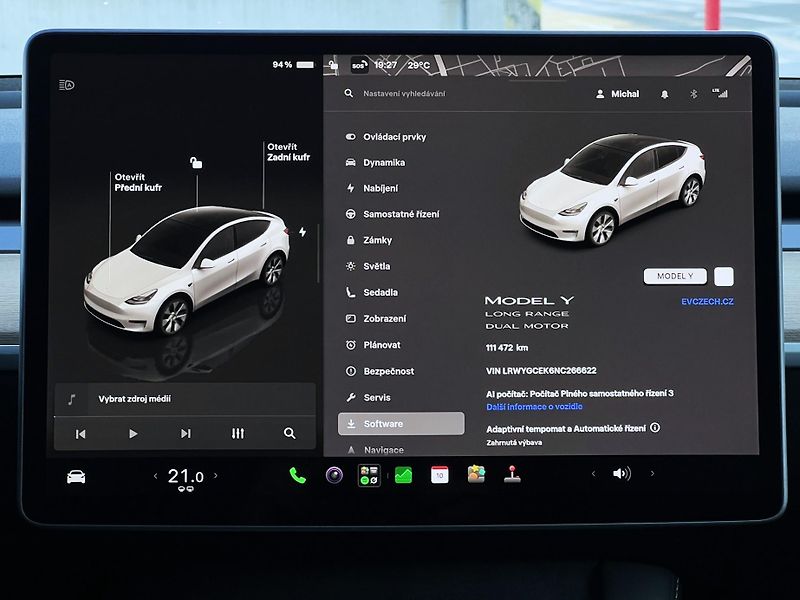 Tesla Model Y Long Range AWD 91% SOH - fotka 16 z 21