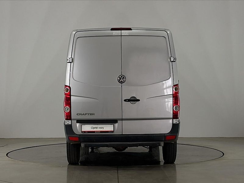 Volkswagen Crafter Skříň skříňový vůz  2,0 TDI - fotka 17 z 24
