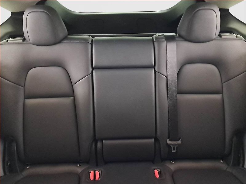 Tesla Model Y (2022) Long Range AWD 79kWh, SoH 91% - fotka 10 z 22