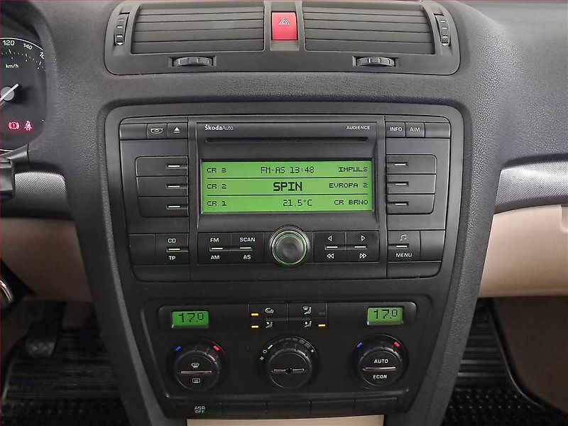 Škoda Octavia (2006) Ambiente 2.0 TDI, po STK - fotka 12 z 17