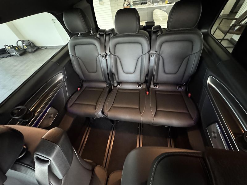 Mercedes-Benz Třídy V (2026) V300d XL Luxus sedadla EXC. - fotka 20 z 54