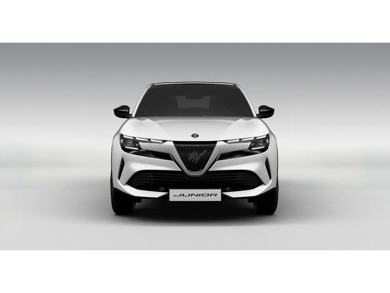 Alfa Romeo Junior (2026) Ibrida 1.2 Turbo Hybrid 145k * - fotka 4 z 6
