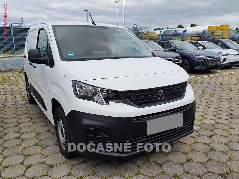 Peugeot Partner (2021) 1.5HDi DÍLNA, 96kW, Webasto - fotka 1 z 8