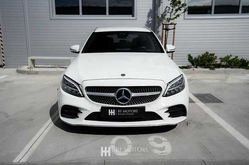 Mercedes-Benz Třídy C (2019) C 300d Kombi 180kW - fotka 2 z 30