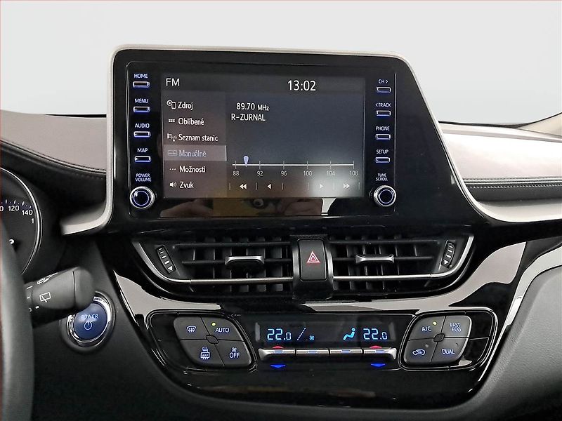 Toyota C-HR (2023) 1.8 Hybrid - fotka 12 z 18