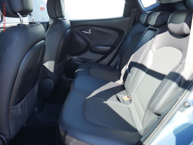 Hyundai ix35 (2013) 1.7CRDi, ČR, Trikolor, TZ - fotka 10 z 23