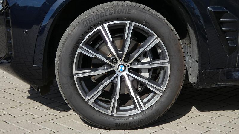 BMW X5 30d xDrive M Sport - fotka 25 z 26