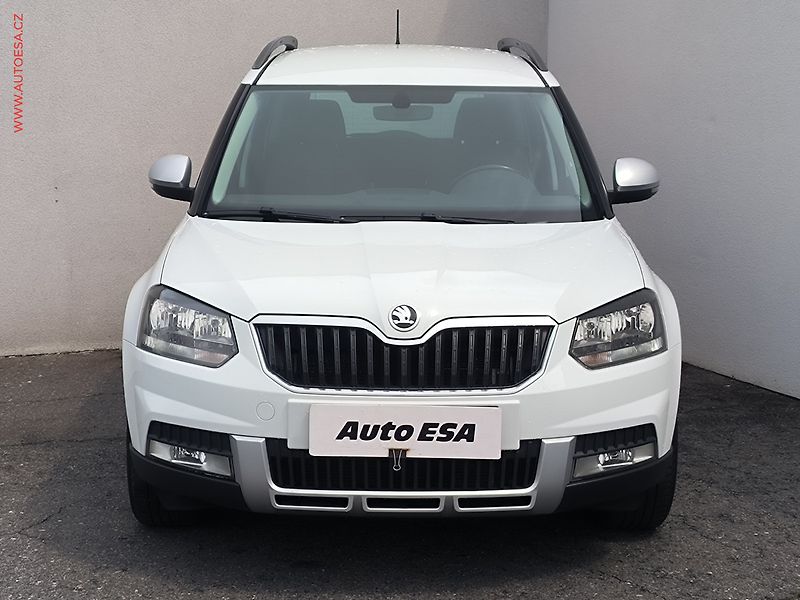 Škoda Yeti (2017) 1.4 TSi, Adventure, TZ, park - fotka 2 z 16