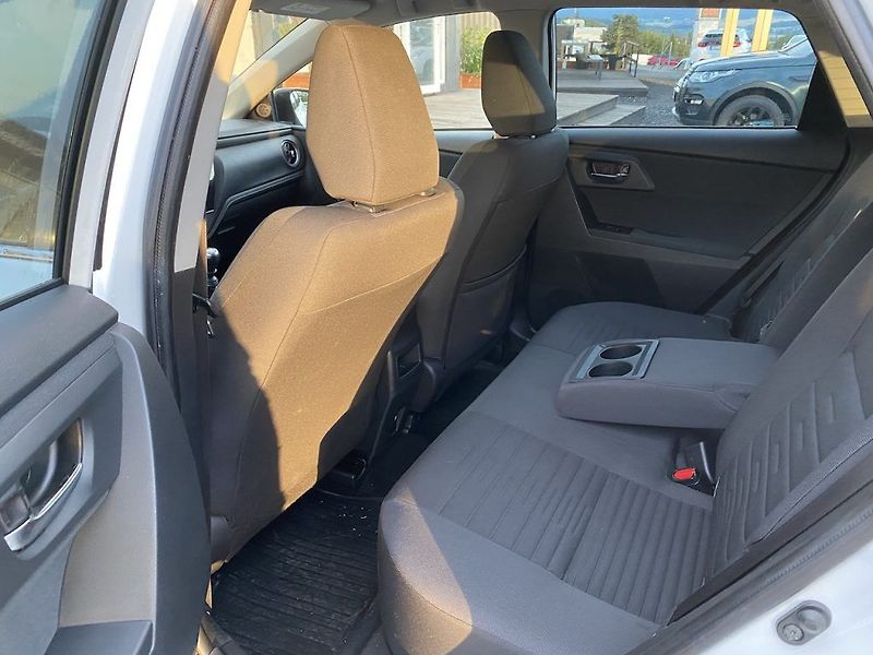 Toyota Auris 1.4D, ČR, Active, manual - fotka 10 z 29