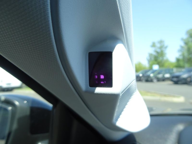 Peugeot 208 (2026) ALLURE Hybrid 110k e-DCS6 - fotka 19 z 44