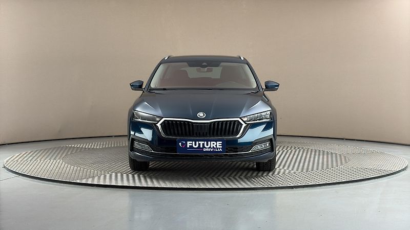 Škoda Octavia 2.0 TDI DSG Style Combi - fotka 3 z 25