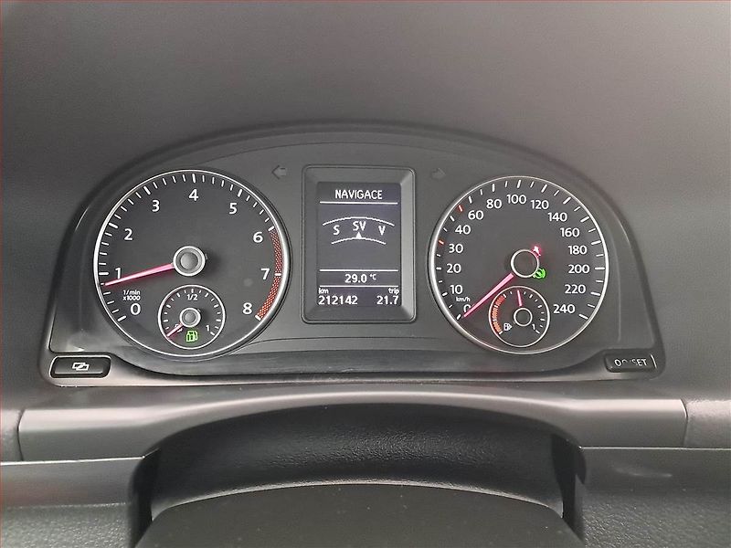 Volkswagen Touran (2011) 1.4 TSI CNG, Automat, Tempomat - fotka 11 z 19