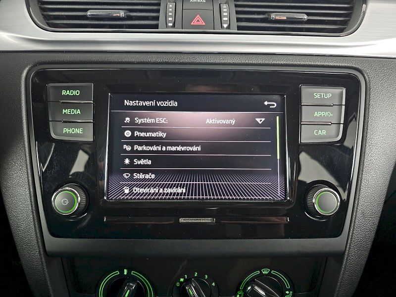 Škoda Rapid (2018) 1.0TSI 81KW AMBITION PLUS - fotka 15 z 25