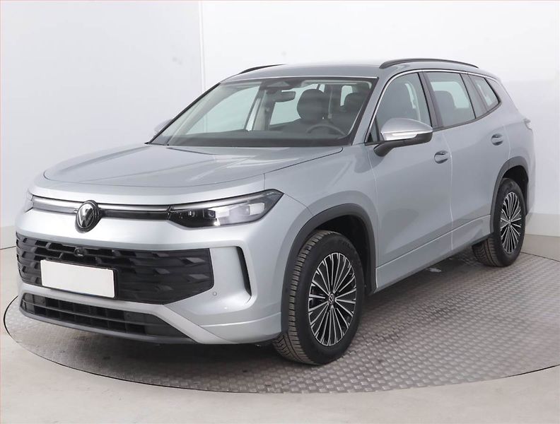 Volkswagen Tayron (2025) 1.5 eTSI - fotka 2 z 21