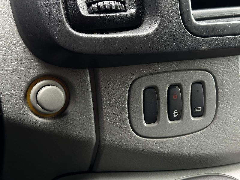 Renault Trafic 2.0dCi 90PS L1-H1 CHLAĎÁK Carr - fotka 24 z 28