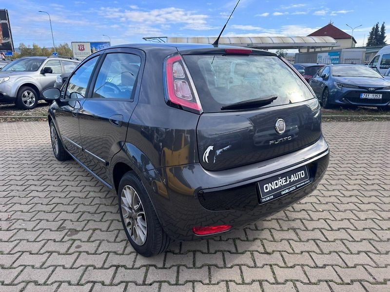 Fiat Punto (2011) 1,2i 51 KW PRVNÍ MAJITEL - fotka 4 z 42