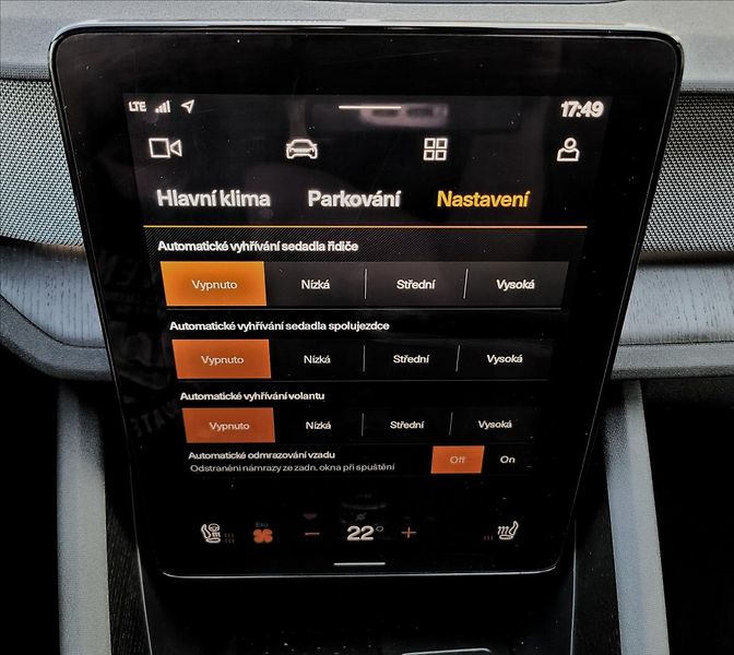 Polestar 2 0,0 300kw,AWD,MATRIX,SOH 91,5% - fotka 35 z 50