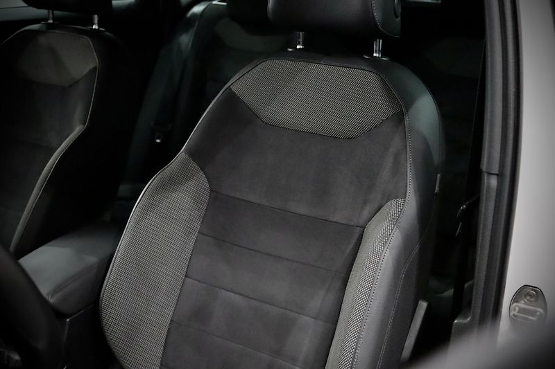 Seat Ateca 1.4 TSI 110 kW DSG 4Drive - fotka 15 z 47
