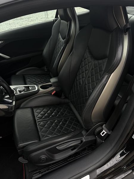 Audi TT (2015) - fotka 15 z 34