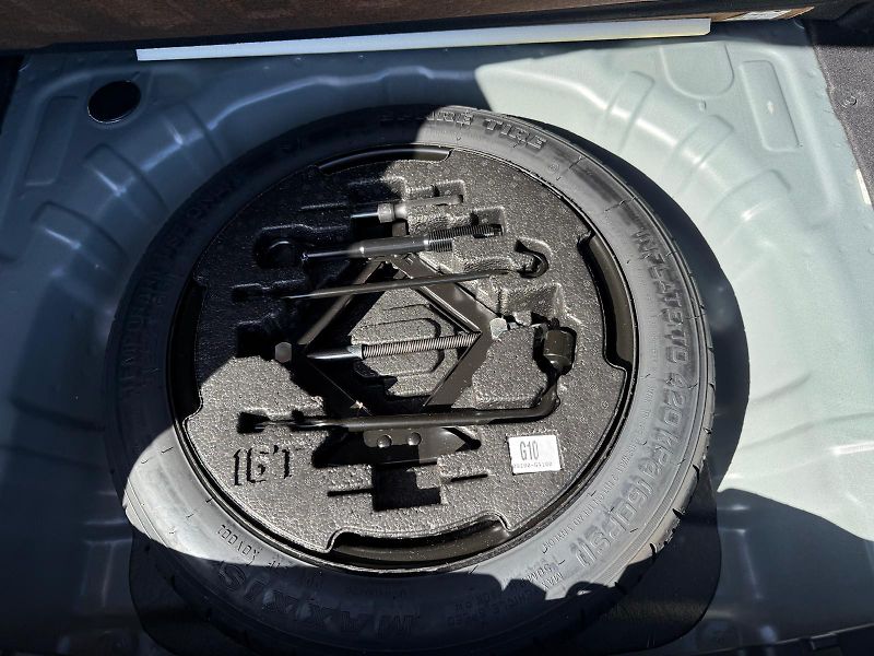 Kia Ceed 1,5 T-GDi Spin - fotka 25 z 27